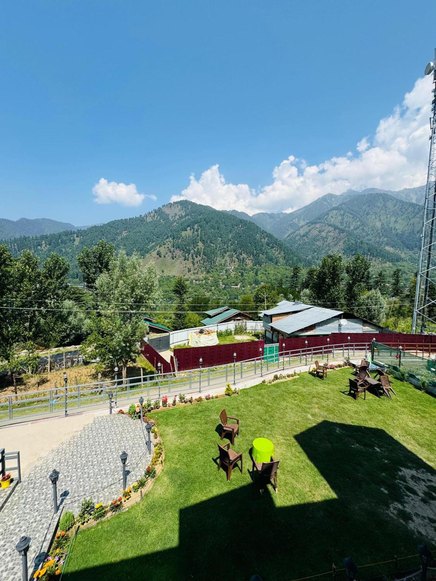 Frosty Mountain Resort ปาฮาลกัม ภายนอก รูปภาพ