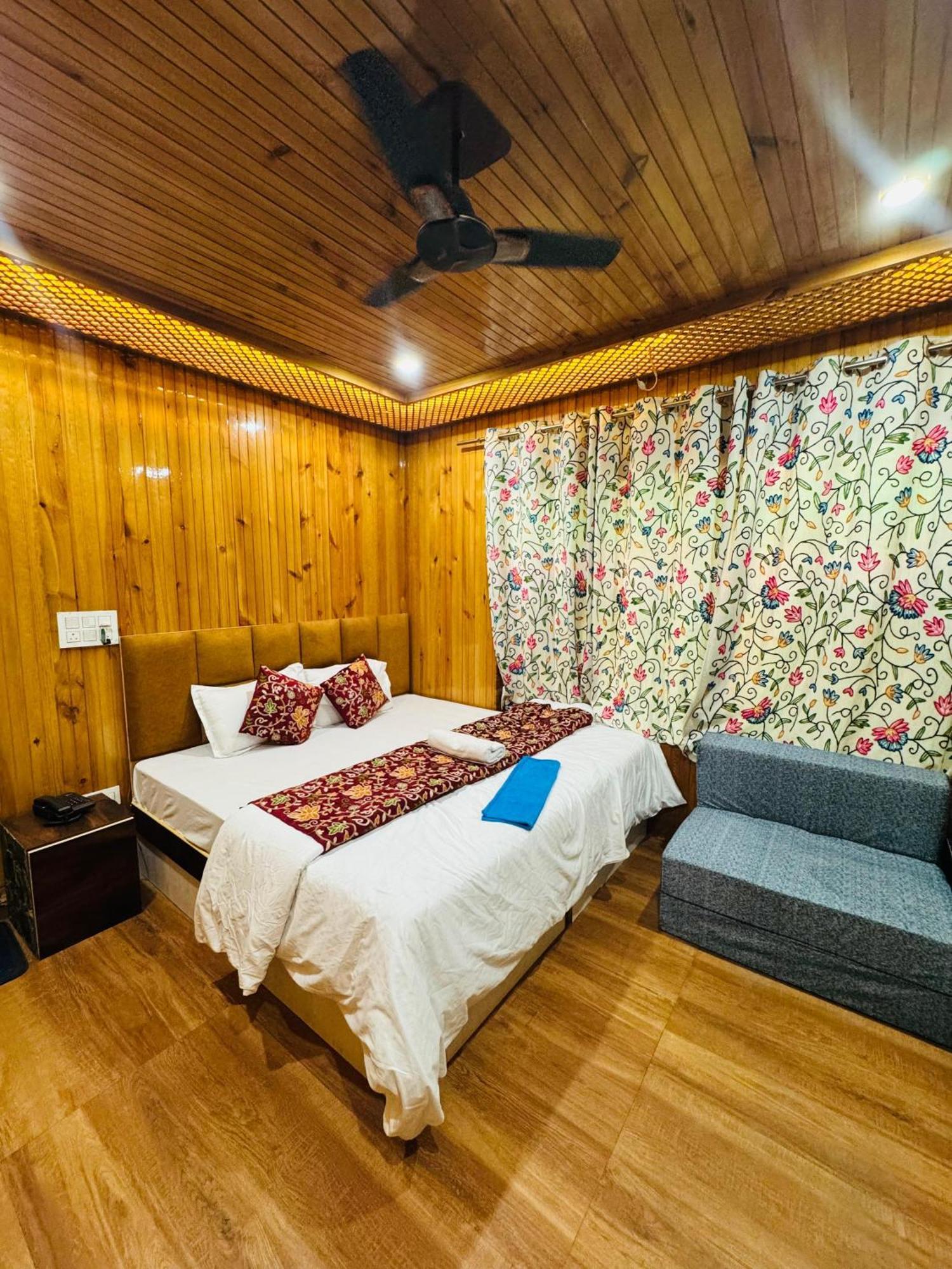 Frosty Mountain Resort ปาฮาลกัม ภายนอก รูปภาพ