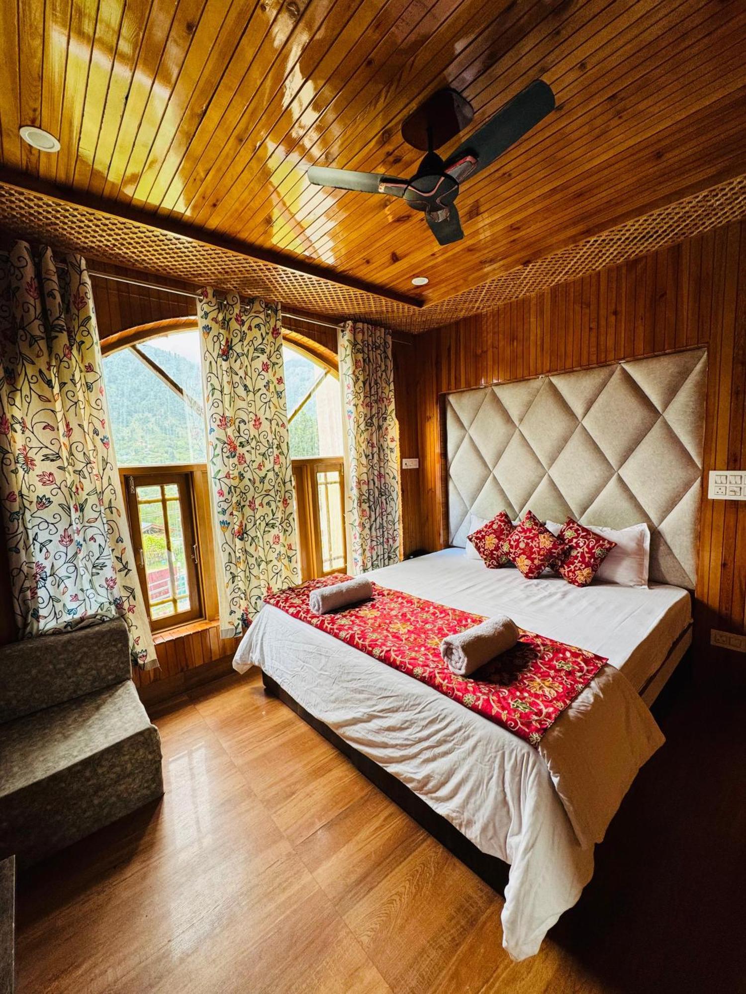 Frosty Mountain Resort ปาฮาลกัม ภายนอก รูปภาพ