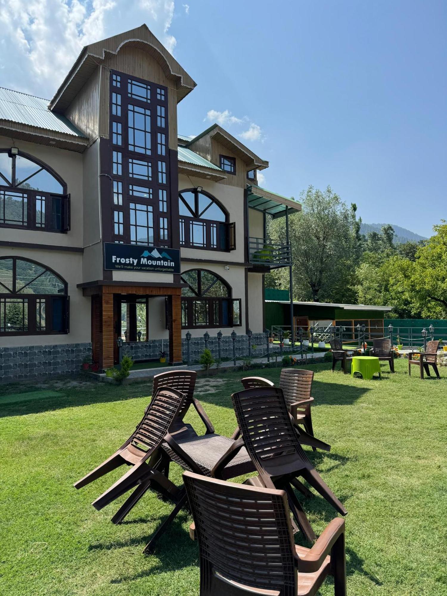 Frosty Mountain Resort ปาฮาลกัม ภายนอก รูปภาพ